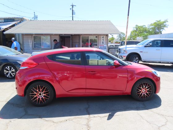 2017 Hyundai Veloster en venta en Art's Auto Sales, Hanford CA